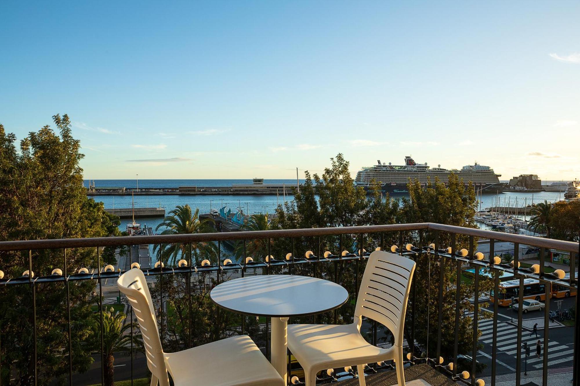 King David Suites By Madeira Sun Travel Φουνκάλ Εξωτερικό φωτογραφία